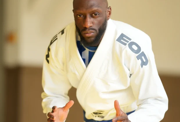 meteor-fightwear-lexcellence-au-service-des-combattants-scaled