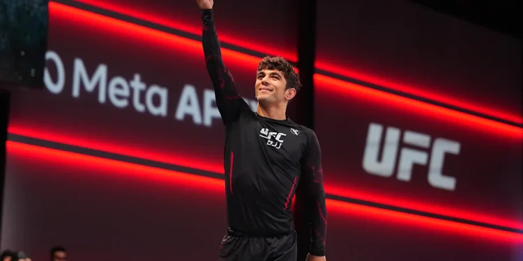 Mikey Musumeci abandonne son titre UFC BJJ pour viser le MMA